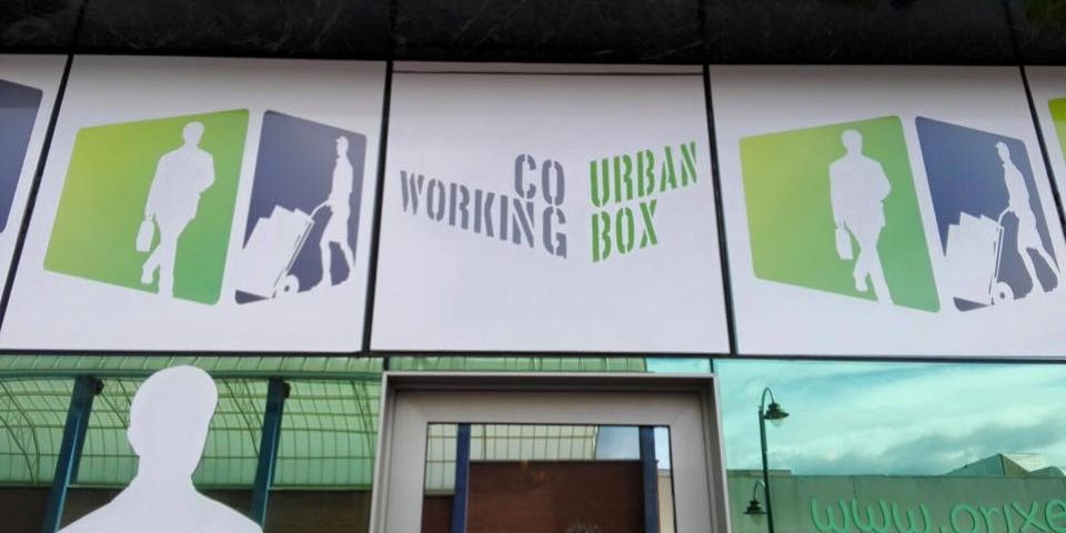 Entrada a oficinas y recepción Orixe22